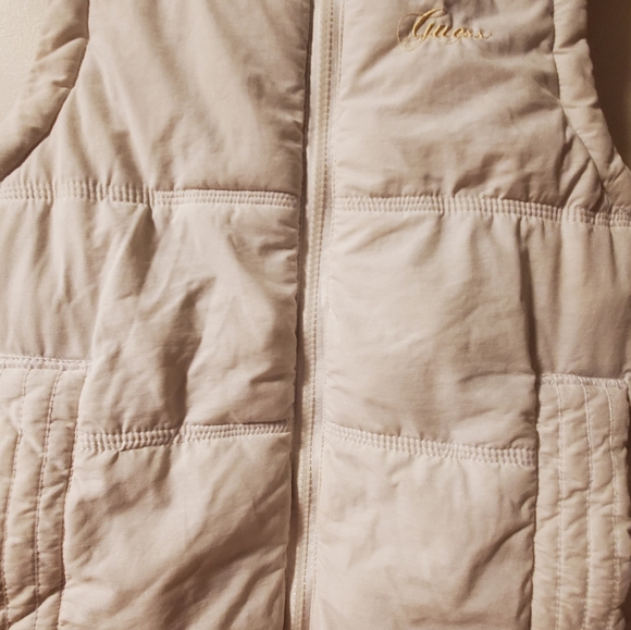 Guess white zippered puffed vest, authentic, MED. - Picture 2 of 2